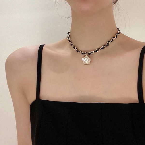 pendant necklaces strands strings xiaoxiangfeng mountain camellia chocker pendant metal clavicle chain ins leather woven versatile short nec, Silver
pendant necklaces strands strings xiaoxiangfeng mountain camellia chocker pendant metal clavicle chain ins leather woven versatile short nec, Silver
