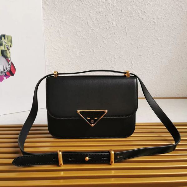 embleme leather bag flap shoulde bags classic triangular badge crossbody flap gold metal rectangular handbags 24cm
embleme leather bag flap shoulde bags classic triangular badge crossbody flap gold metal rectangular handbags 24cm
