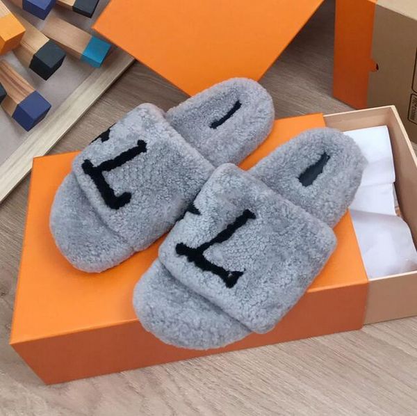 luxury skateboarding shoes slippers fashion sandals wool sandals warm and comfortable slippers wear sandals autumn and winter skateboarding, Black
luxury skateboarding shoes slippers fashion sandals wool sandals warm and comfortable slippers wear sandals autumn and winter skateboarding, Black