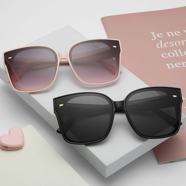 glasses sunglasses fashion classic glasses catwalk outdoor beach sunglasses for men and women 5 colors optional full-frame pc spoort sunglas, White;black
glasses sunglasses fashion classic glasses catwalk outdoor beach sunglasses for men and women 5 colors optional full-frame pc spoort sunglas, White;black