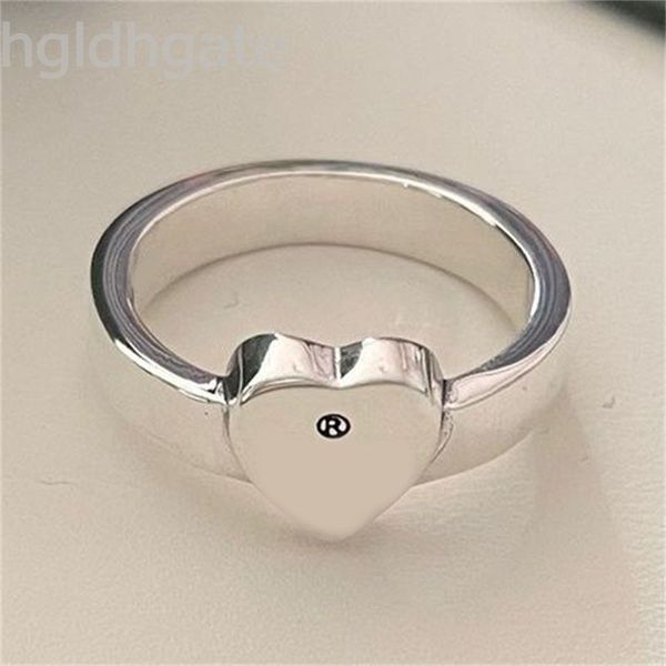 plated silver rose gold heart ring designer rings for girlfriend valuable gift charming jewlery couple wedding band luxury letter mens matur
plated silver rose gold heart ring designer rings for girlfriend valuable gift charming jewlery couple wedding band luxury letter mens matur
