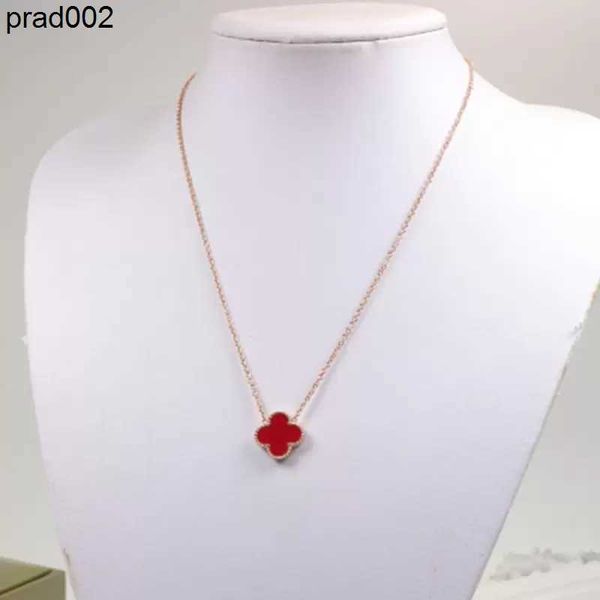 2023 womens luxury r designenecklace fashion flowers four-leaf clover cleef pendant 14k gold s jewelry, Silver
2023 womens luxury r designenecklace fashion flowers four-leaf clover cleef pendant 14k gold s jewelry, Silver