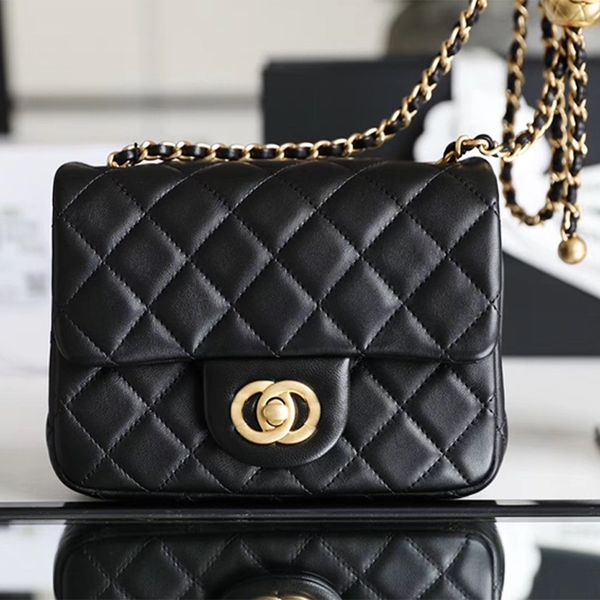 small golden ball square fat bag fashion all-match one-shoulder oblique cross rhombic chain bag small square bag
small golden ball square fat bag fashion all-match one-shoulder oblique cross rhombic chain bag small square bag