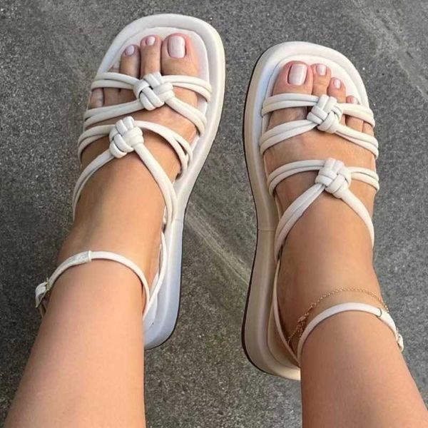 sandals 2023 women new round head button strap thick sole sandals women's large size slippers wear woven beach sandal sandalias de muje, Black
sandals 2023 women new round head button strap thick sole sandals women's large size slippers wear woven beach sandal sandalias de muje, Black