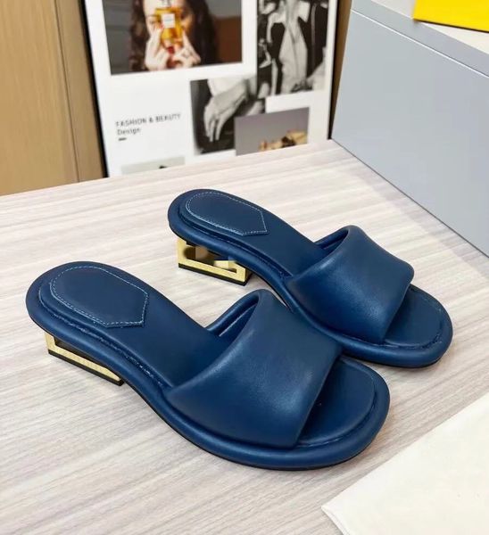 2023 new shoes summer luxurys baguette sandals fendyity women leather low heel slides comfort walking eu35-41 gn1z
2023 new shoes summer luxurys baguette sandals fendyity women leather low heel slides comfort walking eu35-41 gn1z