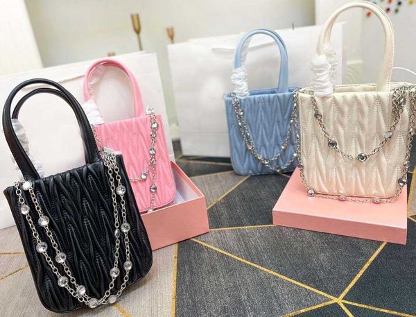 diamond totes handbag sheepskin vintage denim blue pleated elegant delicate crossbody shoulder strap wallets 230407
diamond totes handbag sheepskin vintage denim blue pleated elegant delicate crossbody shoulder strap wallets 230407