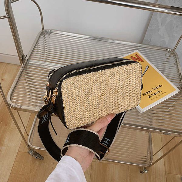 straw bag handbag designer bags snapswomen fashion color matching crossbody camera bags luxury woven shoulder bag purse 230407
straw bag handbag designer bags snapswomen fashion color matching crossbody camera bags luxury woven shoulder bag purse 230407