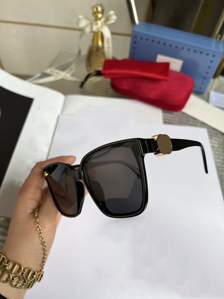 luxury designer sunglasses for men and women summer style 3621 sunglasses anti-ultraviolet retro square frame fashion eyeglasses come with p, White;black
luxury designer sunglasses for men and women summer style 3621 sunglasses anti-ultraviolet retro square frame fashion eyeglasses come with p, White;black