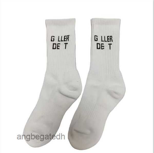 multi color cotton socks mens and womens matching classic galleryes letter breathable stockings mixed soccer basketball sports socksxxyw, Black
multi color cotton socks mens and womens matching classic galleryes letter breathable stockings mixed soccer basketball sports socksxxyw, Black