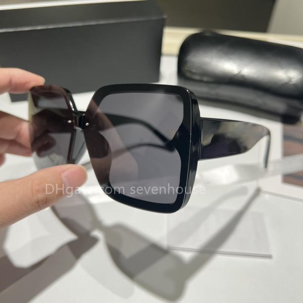 2023 round sunglasses new men and women sunglasses pola polaroid polarized lenses fashion casual simple high-end atmosphere 5 colors, White;black
2023 round sunglasses new men and women sunglasses pola polaroid polarized lenses fashion casual simple high-end atmosphere 5 colors, White;black