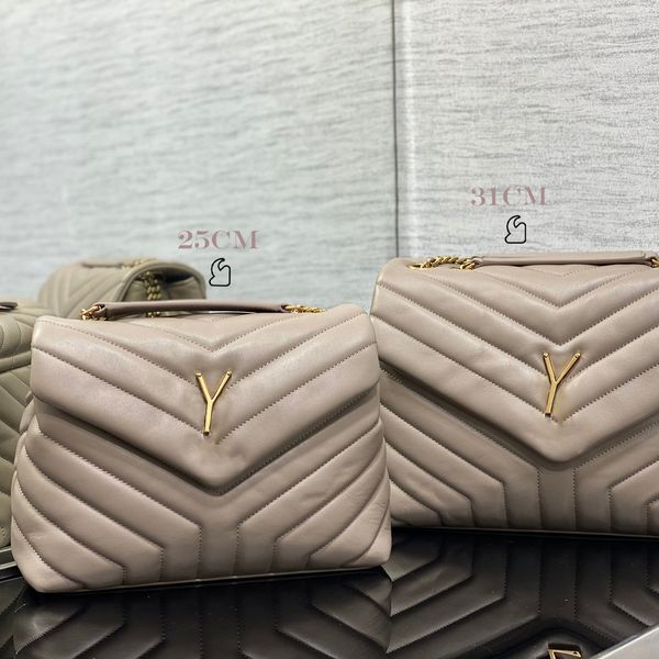the highest quality fashion designer women's bag envelope, satchel, metal and leather chain shoulder strap, women's shoulder bag,
the highest quality fashion designer women's bag envelope, satchel, metal and leather chain shoulder strap, women's shoulder bag,
