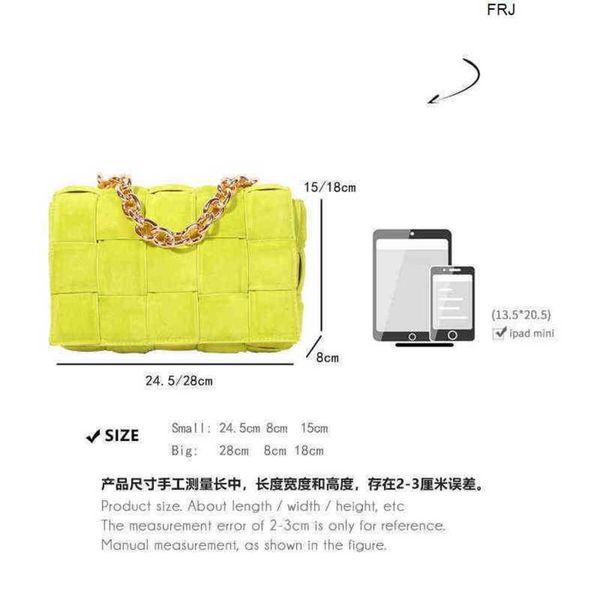 designer bottegas bags venetas cassettes woven pillow bag messenger versatile autumn winter womens 2023 new temperament cloud foreign style
designer bottegas bags venetas cassettes woven pillow bag messenger versatile autumn winter womens 2023 new temperament cloud foreign style