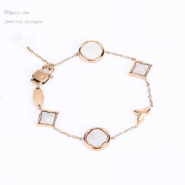 designer bracelets flower charm bracelets shell bangle letter titanium steel designer for women men luxury jewlery gifts woman girl gold sil, Golden;silver
designer bracelets flower charm bracelets shell bangle letter titanium steel designer for women men luxury jewlery gifts woman girl gold sil, Golden;silver
