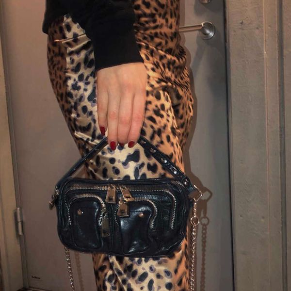 shopping bags new leopard crossbody bags for women 2020 luxury handbags designer ladies hand shoulder messenger bag sac a main female
shopping bags new leopard crossbody bags for women 2020 luxury handbags designer ladies hand shoulder messenger bag sac a main female