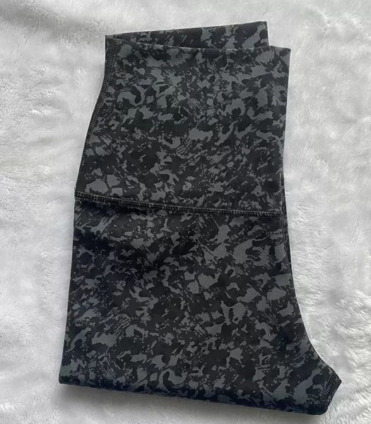 lycra fabric solid color women yoga pants high waist sports gym wear leggings elastic fitness lady outdoor sports trousers
lycra fabric solid color women yoga pants high waist sports gym wear leggings elastic fitness lady outdoor sports trousers