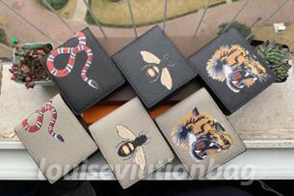 2023 fashion classic short wallets men leather purse designer plaid bifold purses card holder coins bag high-end wallet with box
2023 fashion classic short wallets men leather purse designer plaid bifold purses card holder coins bag high-end wallet with box