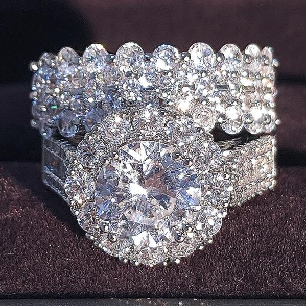 choucong sparkling wedding rings luxury jewelry 925 sterling silver round cut white z cz diamond gemstones party women bridal couple ring se, Slivery;golden
choucong sparkling wedding rings luxury jewelry 925 sterling silver round cut white z cz diamond gemstones party women bridal couple ring se, Slivery;golden