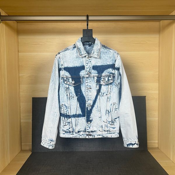 mens jacket brand designer europe and america springsummer 2023 real time p of polo collar printed denim jacket coat for men and women, Black;brown
mens jacket brand designer europe and america springsummer 2023 real time p of polo collar printed denim jacket coat for men and women, Black;brown