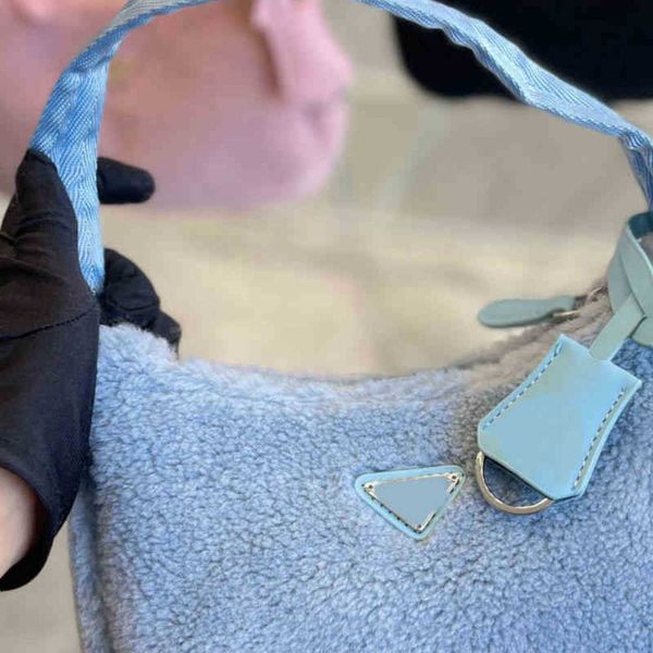 furry handbags hobos designer shoulder bags lady winter purses totes underarm wallets 0922 
furry handbags hobos designer shoulder bags lady winter purses totes underarm wallets 0922