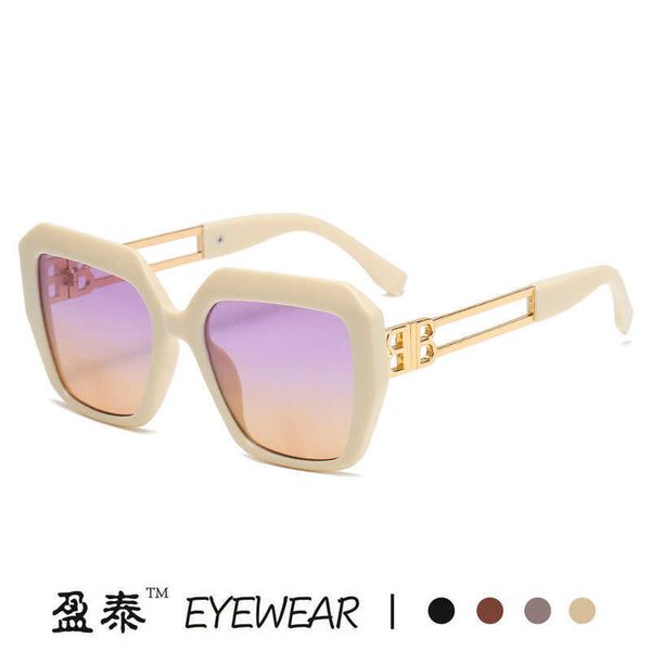 new b fashion sunglasses trend large frame square glasses versatile street sunglasses women, White;black
new b fashion sunglasses trend large frame square glasses versatile street sunglasses women, White;black
