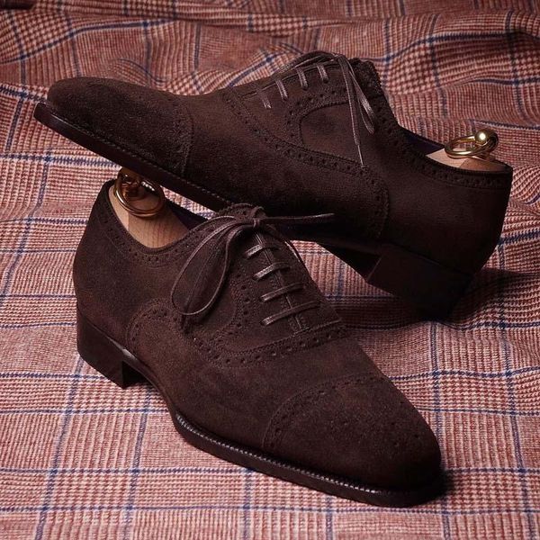 mens brogue shoes suede brown black breathable lace-up flock hard-wearing business men dress shoes zapatos de hombre
mens brogue shoes suede brown black breathable lace-up flock hard-wearing business men dress shoes zapatos de hombre
