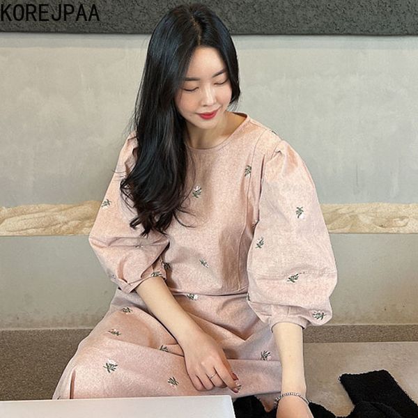 casual dresses korejpaa french fashion flower embroidery dress women's puff sleeve casual dress spring casual o-neck high waist clothin, Black;gray
casual dresses korejpaa french fashion flower embroidery dress women's puff sleeve casual dress spring casual o-neck high waist clothin, Black;gray