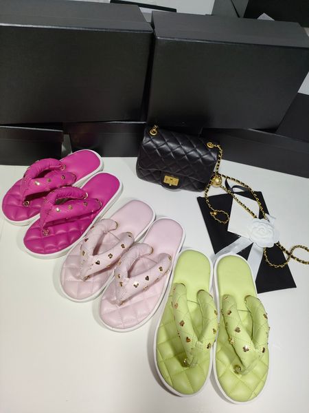 small fragrant wind slippers bread flip-flops plaid quilted summer genuine leather clip toe cute chubby toot casual female cloud series wome, Black
small fragrant wind slippers bread flip-flops plaid quilted summer genuine leather clip toe cute chubby toot casual female cloud series wome, Black