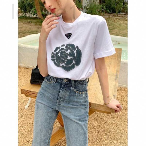 women's t-shirt designer mm23ss spring/summer new decal denim rose decorative metal triangle round neck short sleeve t-shirt cotton 6zd, White
women's t-shirt designer mm23ss spring/summer new decal denim rose decorative metal triangle round neck short sleeve t-shirt cotton 6zd, White