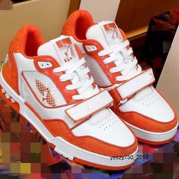 luxury designer shoes spring and summer men's sports yellow embossing calfskin production size34-44 mkjmml000002
luxury designer shoes spring and summer men's sports yellow embossing calfskin production size34-44 mkjmml000002
