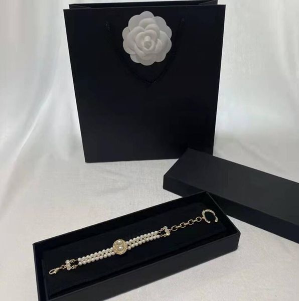 designer women charm bracelets fashion classic double letter pendant jewelry bracelet luxury lady 925 silver pearl bracelets jewellery acces, Golden;silver
designer women charm bracelets fashion classic double letter pendant jewelry bracelet luxury lady 925 silver pearl bracelets jewellery acces, Golden;silver