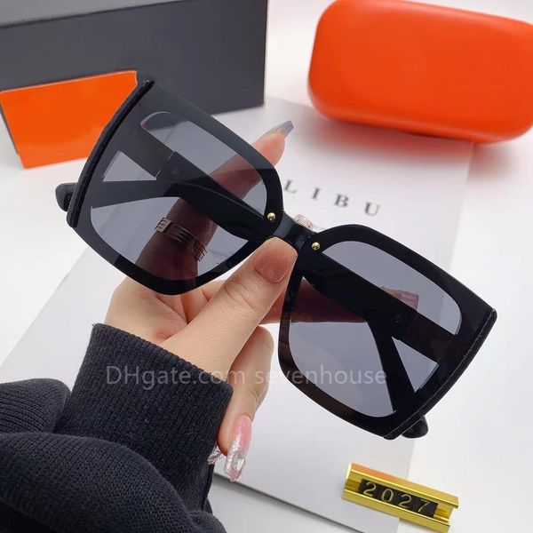 2023 sunglasses new designer sunglasses polarized lenses high-end atmosphere leisure white ride travel vacation uv protection 5 colors optio, White;black
2023 sunglasses new designer sunglasses polarized lenses high-end atmosphere leisure white ride travel vacation uv protection 5 colors optio, White;black