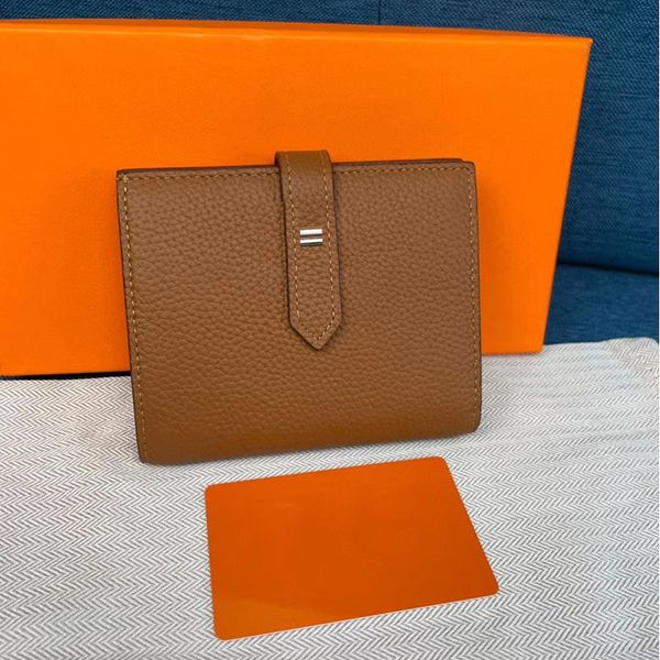 2023 new fashion 7a new quality designers wallets men genuine leather card holder paris style purse clutch wallet women luxurys bags purses, Red;black
2023 new fashion 7a new quality designers wallets men genuine leather card holder paris style purse clutch wallet women luxurys bags purses, Red;black