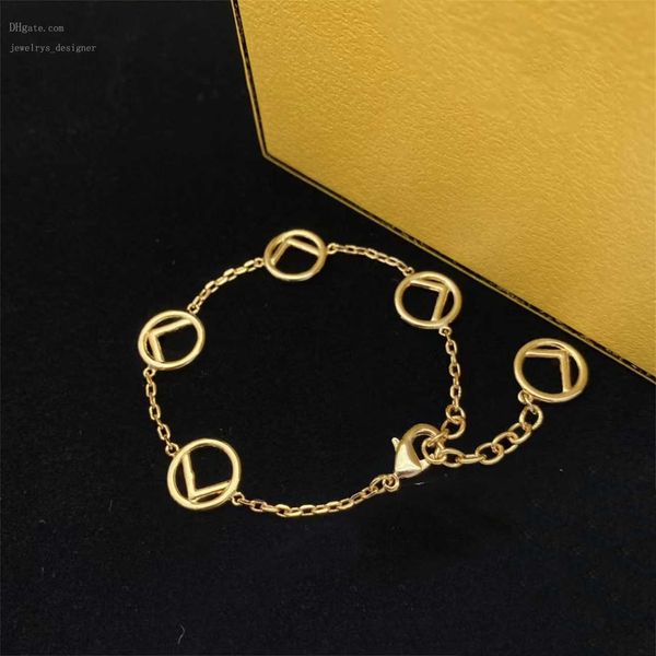 designer bracelets fashion jewelry designer chain bracelet classic design women bracelet charm bracelet luxury brand pandora wedding couples, Black
designer bracelets fashion jewelry designer chain bracelet classic design women bracelet charm bracelet luxury brand pandora wedding couples, Black
