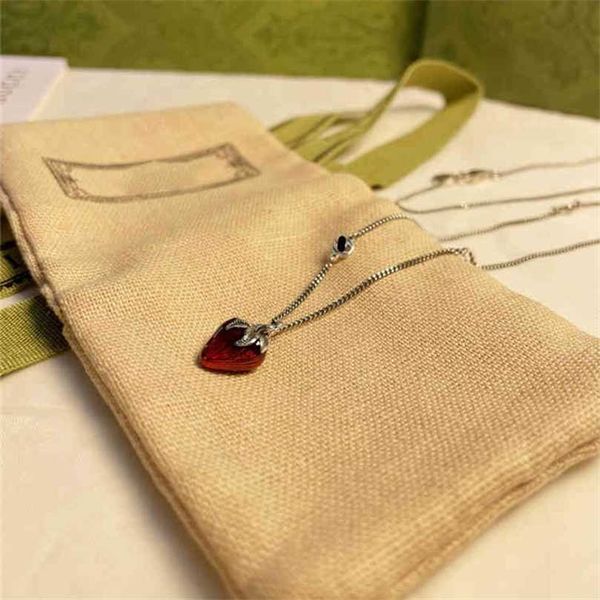 necklace 925 silver red enamel strawberry pendant used chain body women's clavicle chain versatile valentine's gift factory direct
necklace 925 silver red enamel strawberry pendant used chain body women's clavicle chain versatile valentine's gift factory direct