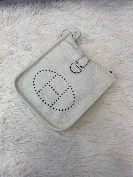 handbags h bags leather her evel shoulder lyn mus mini luxury leisure casual mini messenger bag cowhide lychee bucket women's bag mini
handbags h bags leather her evel shoulder lyn mus mini luxury leisure casual mini messenger bag cowhide lychee bucket women's bag mini