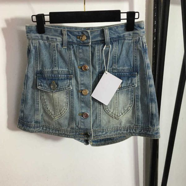 23ss denim shorts womens designer clothing b letter button single breasted high waist denim short half skirt short pant skirt women clothes, White;black
23ss denim shorts womens designer clothing b letter button single breasted high waist denim short half skirt short pant skirt women clothes, White;black