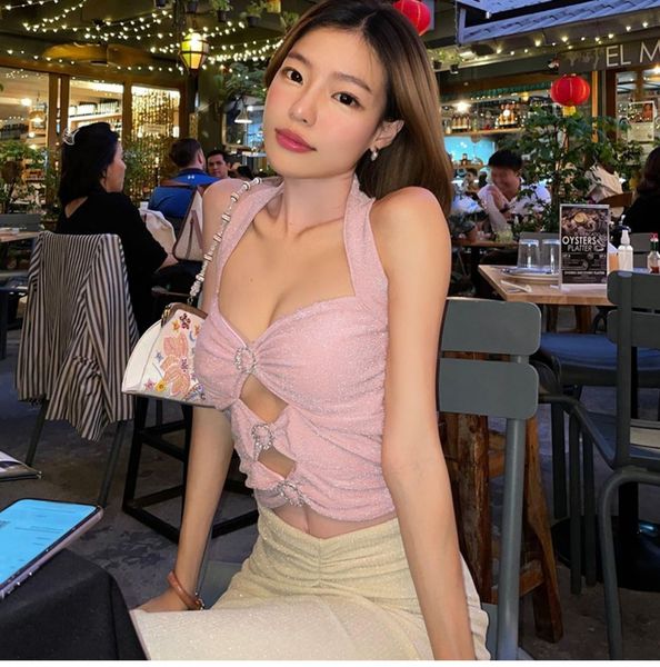 camisoles tank clothing cut out open back bright silk halter 2023 summer self cultivation spicy girl temperament pink short 230407, Black;white