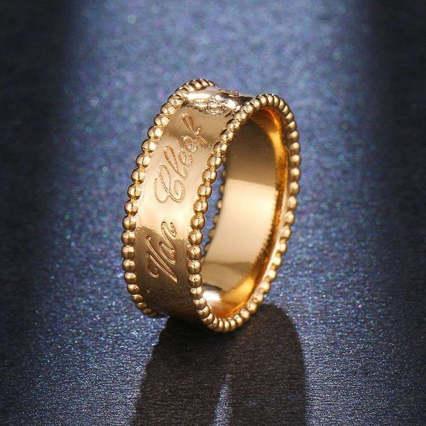 Classic designer jewelry Four-leaf Clover Ring jewelrys Smooth Engraved Printing Rings High Quality Classic Fashion Women's Ring Jewelry Van Clee jewelry Christmas
Classic designer jewelry Four-leaf Clover Ring jewelrys Smooth Engraved Printing Rings High Quality Classic Fashion Women's Ring Jewelry Van Clee jewelry Christmas