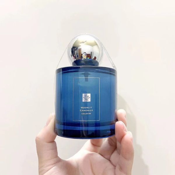 perfume moonlit camomile moonlight citrus cherry blossom cologne 100ml flower floral long time last lady body mist fast ship
perfume moonlit camomile moonlight citrus cherry blossom cologne 100ml flower floral long time last lady body mist fast ship