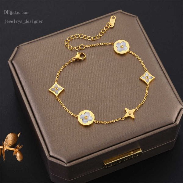 designer bracelets luxury designer bracelet four leaf clover charm bracelets elegant fashion 18k gold agate shell chain mother women girls c, Golden;silver
designer bracelets luxury designer bracelet four leaf clover charm bracelets elegant fashion 18k gold agate shell chain mother women girls c, Golden;silver