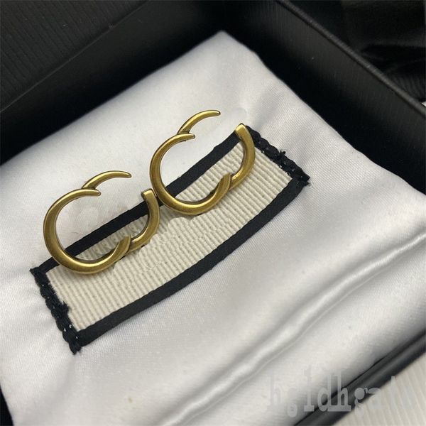 trendy mens stud luxury designer earring for teen girls double letter vintage fashion hip hop alloy women plated gold earrings classic ohrri, Golden;silver
trendy mens stud luxury designer earring for teen girls double letter vintage fashion hip hop alloy women plated gold earrings classic ohrri, Golden;silver