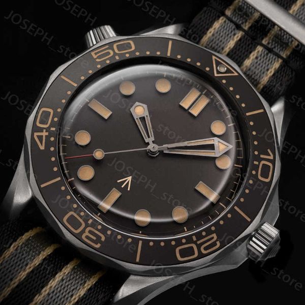 other watches ceramic bezel 42mm no time to die men orologio sapphire mens watches automatic movement mechanical montre de luxe watch james, Slivery;black
other watches ceramic bezel 42mm no time to die men orologio sapphire mens watches automatic movement mechanical montre de luxe watch james, Slivery;black