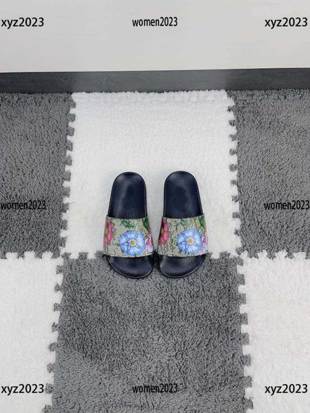 colorful printing slippers toddler shoes designer baby shoes flower design kids sandals summer box packaging children' size 26-35, Black;grey
colorful printing slippers toddler shoes designer baby shoes flower design kids sandals summer box packaging children' size 26-35, Black;grey