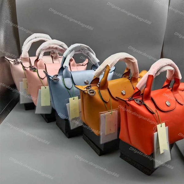 handbag clearance retail bags wholesale wallet genuine genuine leather zipper hasp cover brand shoulder for women high tote quality fashion, Red;black
handbag clearance retail bags wholesale wallet genuine genuine leather zipper hasp cover brand shoulder for women high tote quality fashion, Red;black