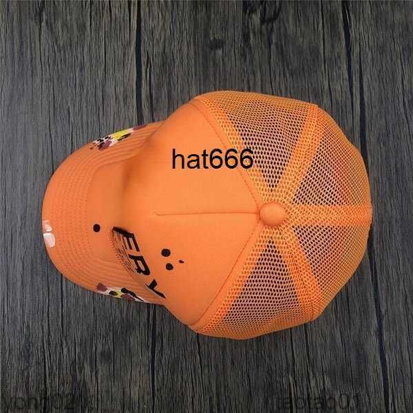 ball caps gp graffiti hat casual lettering galleryes curved dept brim baseball cap men women letters printing, Blue;gray
ball caps gp graffiti hat casual lettering galleryes curved dept brim baseball cap men women letters printing, Blue;gray
