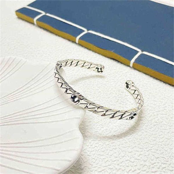 bracelet silver glossy chain bracelet woven interlocking handmade fashion couple factory direct sales 50% off, Black
bracelet silver glossy chain bracelet woven interlocking handmade fashion couple factory direct sales 50% off, Black