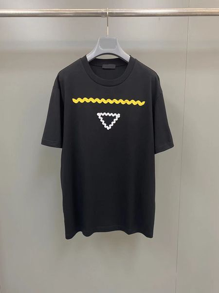 summer 2023 designer t-shirt fashion stripe stitching design european sizes luxury round collar casual man's t-shirts, White;black
summer 2023 designer t-shirt fashion stripe stitching design european sizes luxury round collar casual man's t-shirts, White;black