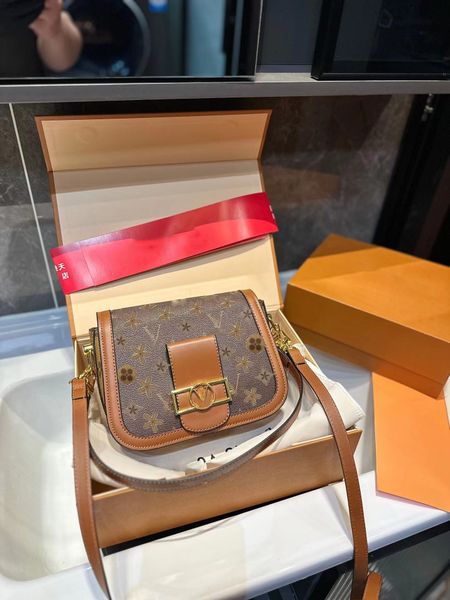 new dauphine crossbody bags luxury designer handbags leather messenger wallets women purse chain shoulder bag
new dauphine crossbody bags luxury designer handbags leather messenger wallets women purse chain shoulder bag