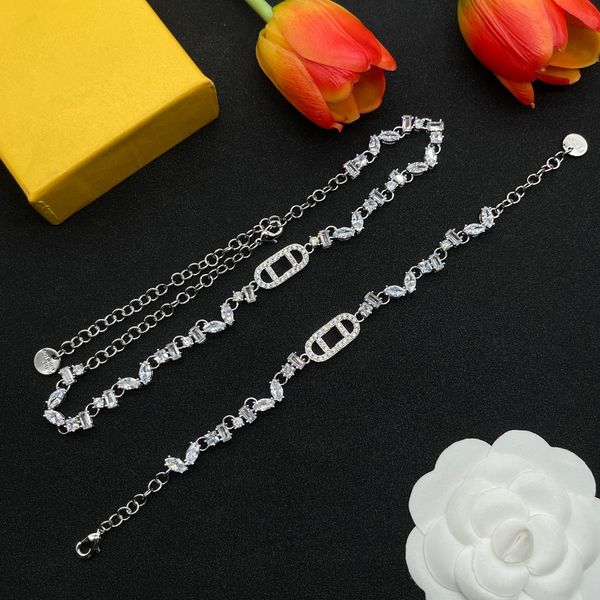 designer silver bracelets classic necklace crystail diamond pendant for womens jewelry set fashion chain bracelet mens luxury necklaces 925
designer silver bracelets classic necklace crystail diamond pendant for womens jewelry set fashion chain bracelet mens luxury necklaces 925