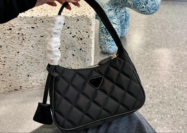designer half-moon bag nylon tote handbag luxury zip closure crossbody women diamond pattern underarm hobo handbags brand shoulder bags purs
designer half-moon bag nylon tote handbag luxury zip closure crossbody women diamond pattern underarm hobo handbags brand shoulder bags purs